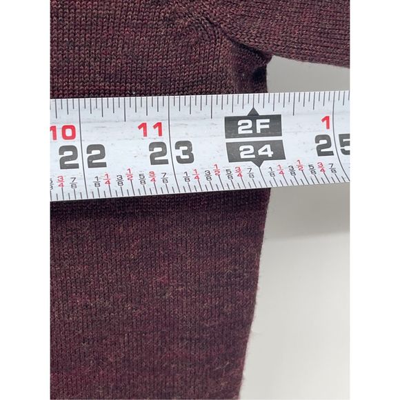 L.L. Bean Sweater V Neck Men XL Maroon Red‎ Merino Wool Long Sleeve Pullover - Picture 10 of 11